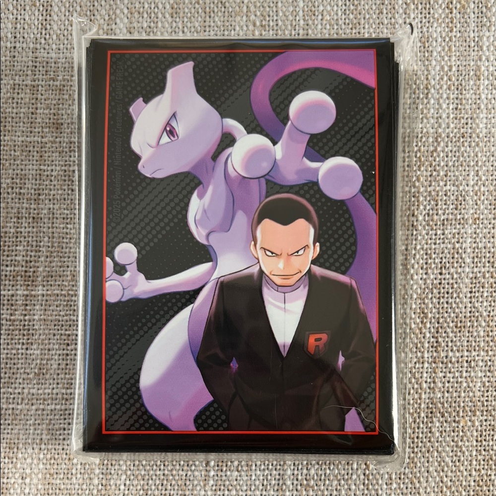 Pokémon Card Sleeves - Destined Rivals - Mewtwo and Giovanni